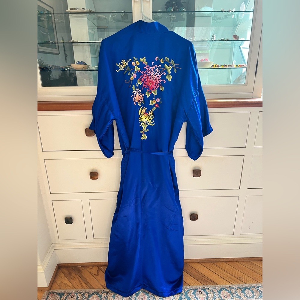 COPY - Golden dragon silk robe navy blue